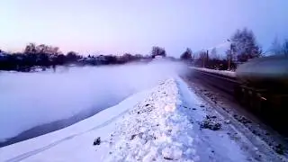 Туман наступает на дорогу