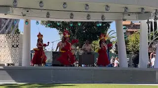 Downtown Disney Polynesian band and dance group Tupua.