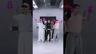 Stray Kids - Case 143 Dance Practice with Scribble Effect