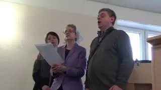 Песню 