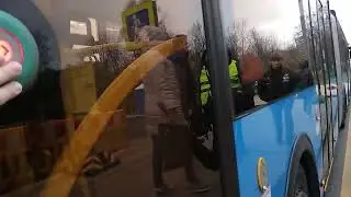 Поездка на автобусе ЛиАЗ 6213.65 от остановки "Метро Профсоюзная" - "Метро Новые Черёмушки"