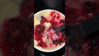 Crumbl NEW Berry Trifle Cake Cup 🍰