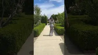 Go Kylie, go! Kim Kardashain Met Gala Recreation
