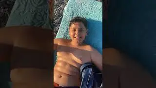 I Vip al mare! 😂🌊 #vitobellavita #perte #mare #shorts #estate2024