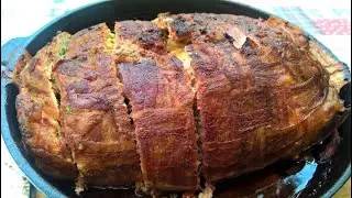 Töltött darált hús bacon rácsban.