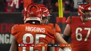 Defender Appears To Stop Rather Than Tackle Joe Burrow