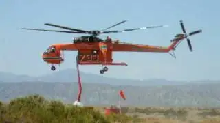 S-64 Skycrane Cleans Its Belly Tank