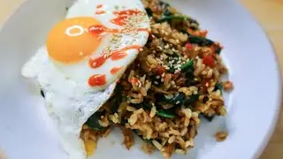 fried rice with grilled saba fish (mackerel)