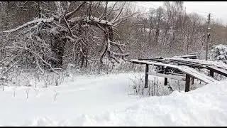 Нива после большого снегопада