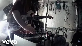 LA Priest - Learning To Love (Live From The Shed)