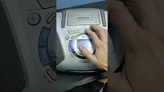магнитофон  LG