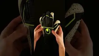 Glove opening: uhlsport Supergrip Flex Frame Carbon #uhlsport #uhlsportgloves #goalkeeper