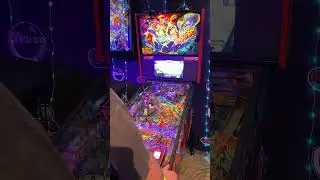 chilling at Texas Pinball Festival