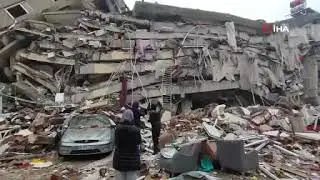 Сильное землетрясение в Турции. 06.02.2023. Город в руинах. Пострадавшие под завалами.