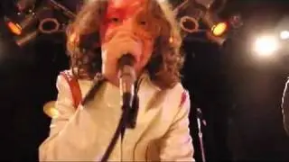 max blak kelly - school of rock - may 2010 - glam rock