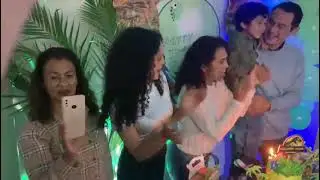 Sus 4 hermoso y felices años de mi chico guapo Alessandro Imanol