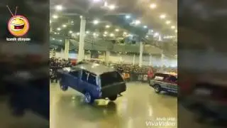 çok komik Bak nasıl bu arabalar dans