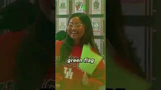 Green flag red flag with UH students