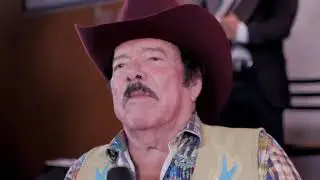 Rey de Mil Coronas - Lalo Mora
