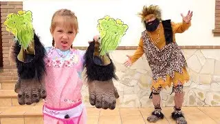 Ksysha and Strange Guest cleaning home | Ksysha Kids TV