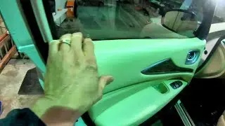 How to remove door panel on Infiniti QX60
