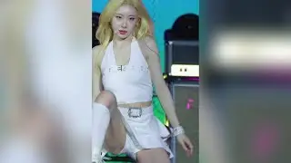 ITZY chaeryeong kpopfap😱😱