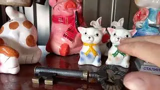 Мой павильон на барахолке.