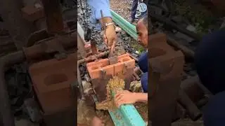 how workers repairs train track ?
