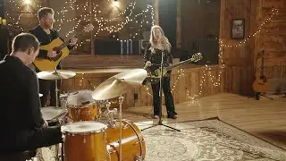 Bonnie & Taylor Sims - Devil and the Deep Blue Sea (Official Video)