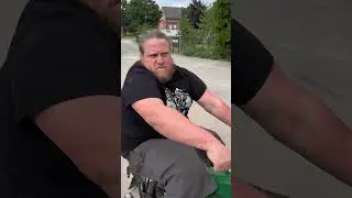 Professioneller Stuntfahrer # 