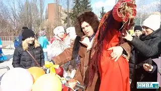 Новоусманцы встретили весну. А чучело увезли на велосипеде!