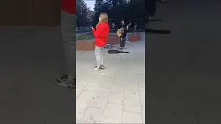 #shorts Уличный музыкант