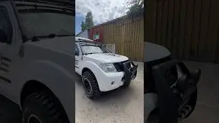 Nissan Navara D40 pregatit de overlanding la Best Ride Setup