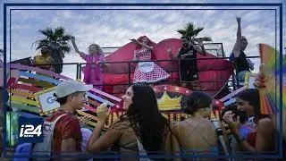 Hundreds of thousands gather at Tel Aviv’s 25th Pride Parade