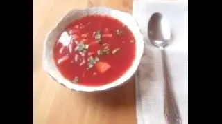 Постный борщ с печёной свёклой, квашеной капустой и фасолью