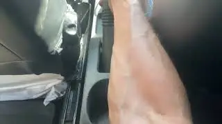 Подтягиваем ручник на Рено логан