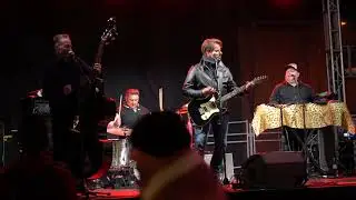 Boptown Cats bei der Innenstadtkirmes 2022 in Marburg (12)