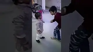 hate# tar# geni #ho# sundar# bar #peni# ho # is # chhota# sa# bachcha# ko# dekhiye # kese # dance