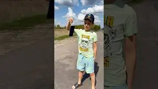 Разбил телефон и сдул ветер 