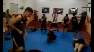 TREINO FUNCIONAL ACADEMIA SANDA BOXE CHINES.