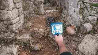 I unearthed shocking treasures and statues from a two-thousand-year-old ruin...!!!