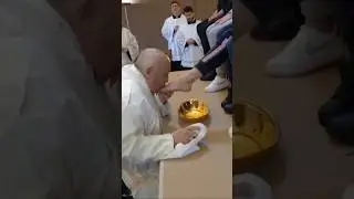 Pope Francis washes feet of 12 inmates at a Roman prison on Holy Thursday