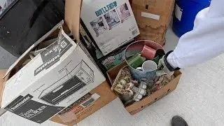 WOW LOOK WHAT I FOUND IN THE TRASH! - Garbage Picking Ep. 1055
