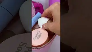 The perfect makeup bag travel case #lipsbeauty #lipcare #lipgloss #travelbag