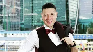 ВЕДУЩИЙ НА ОТКРЫТИЕ МАГАЗИНА.
