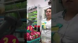 Стоит и не падает 👌👌👌🤣