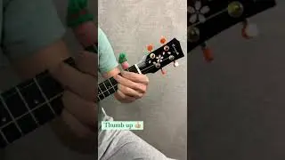 Mr Thumb play Blues ukulele