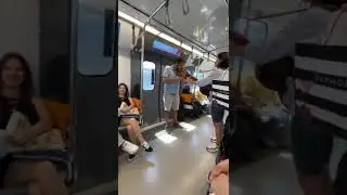 Музыка в метро в Стамбуле