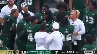 USF Bulls Teammates Show Frustration On The Sideline 👀😤