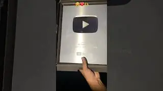 Opening my YouTube silver play Button😍